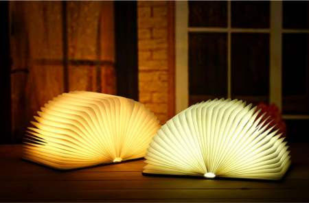 Led USB ชาร์จรูปทรงสร้างสรรค์หลากหลาย หลอดหนังสือไม้ ใช้ง่าย