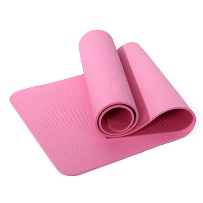 เสื่อโยคะ PVC เป็นมิตรกับสิ่งแวดล้อม ยืดหยุ่นสูง ออกแบบมาสำหรับการออกกำลังกาย เซสชั่นโยคะ ใช้ได้ทั้งที่บ้านและยิม มีให้เลือกหลายความหนาและสี